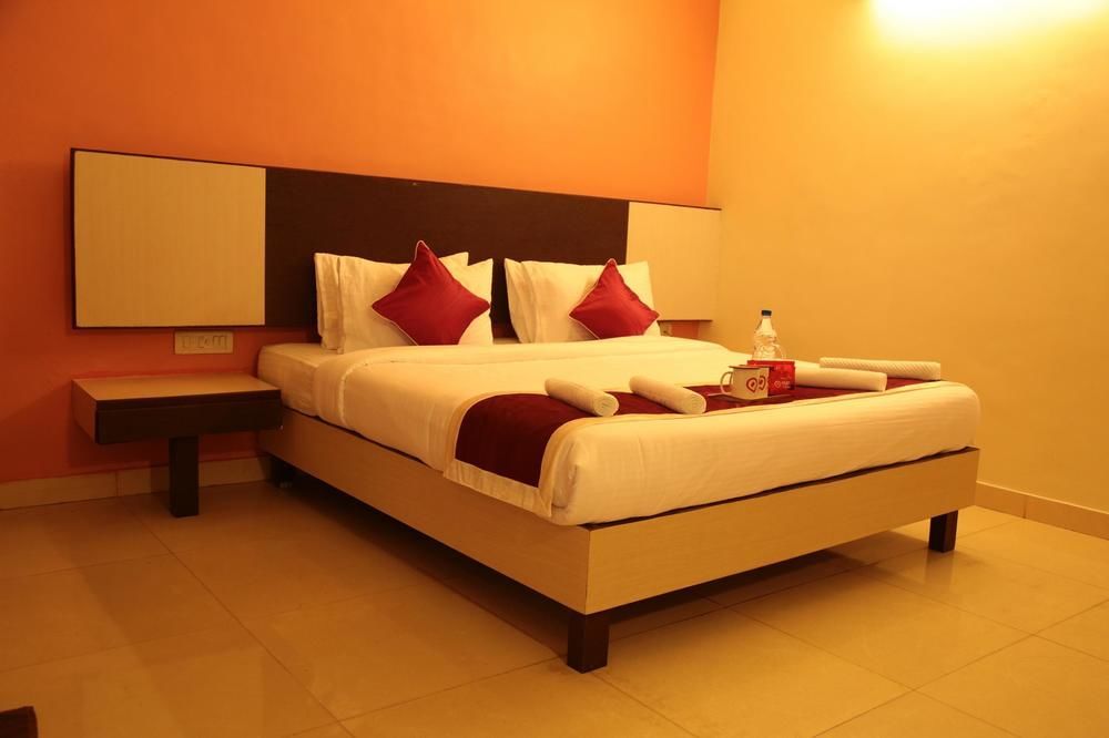 Hotel Roopa Мангалур Екстер'єр фото